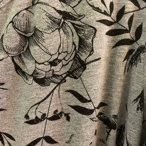 Elaine Rose grey with black floral tunic top